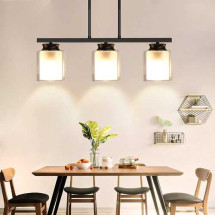 3 lights lndenpant kitchen